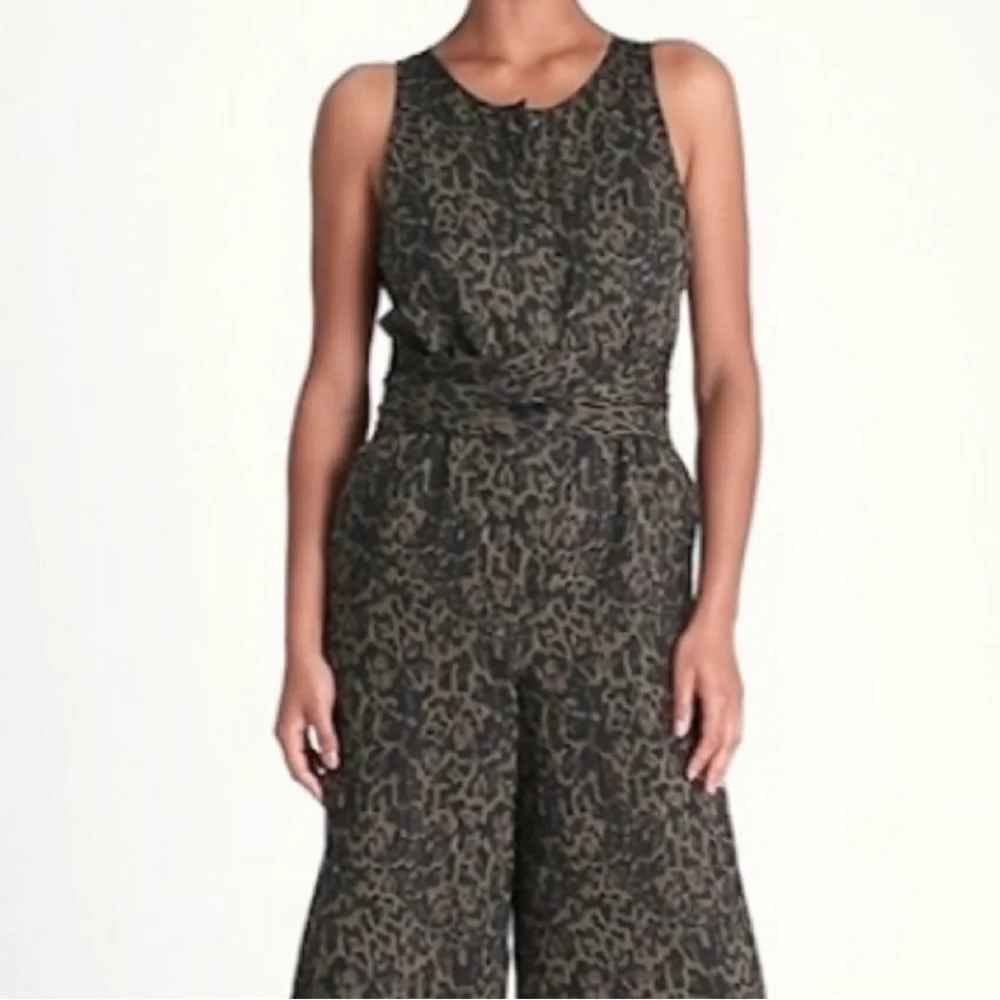 Banana Republic Leopard Linen Blend Wide Leg Cropped Jumpsuit Fall Size 10